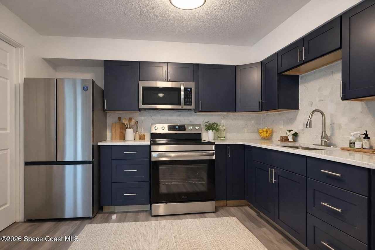 306 Palm Ave - Photo 7 of 21