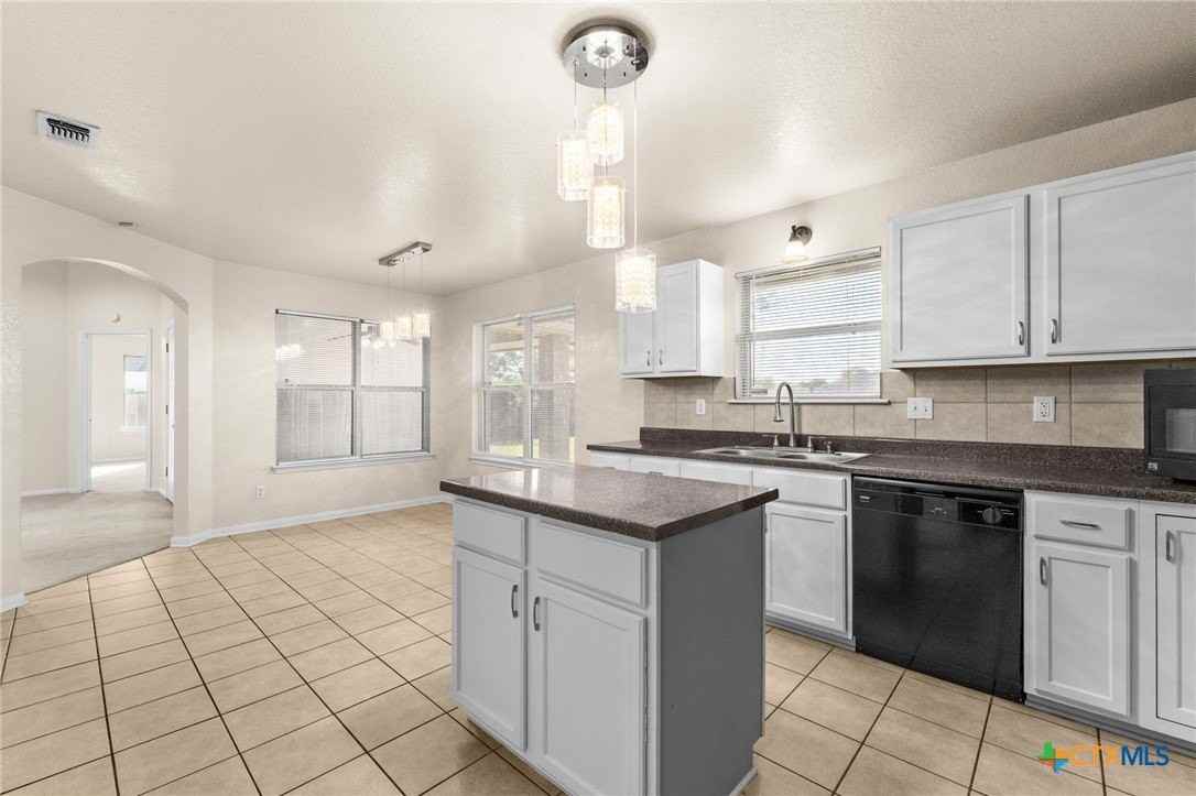 211 Sims Ridge Dr - Photo 6 of 16