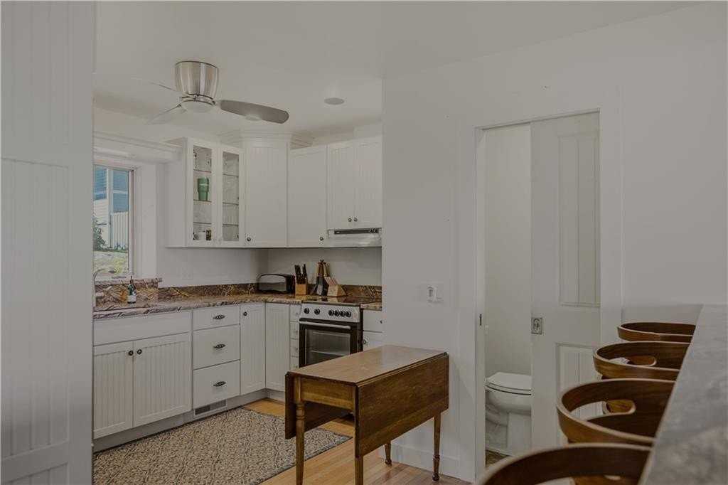 157 Harrison Ave #14 - Photo 3 of 29