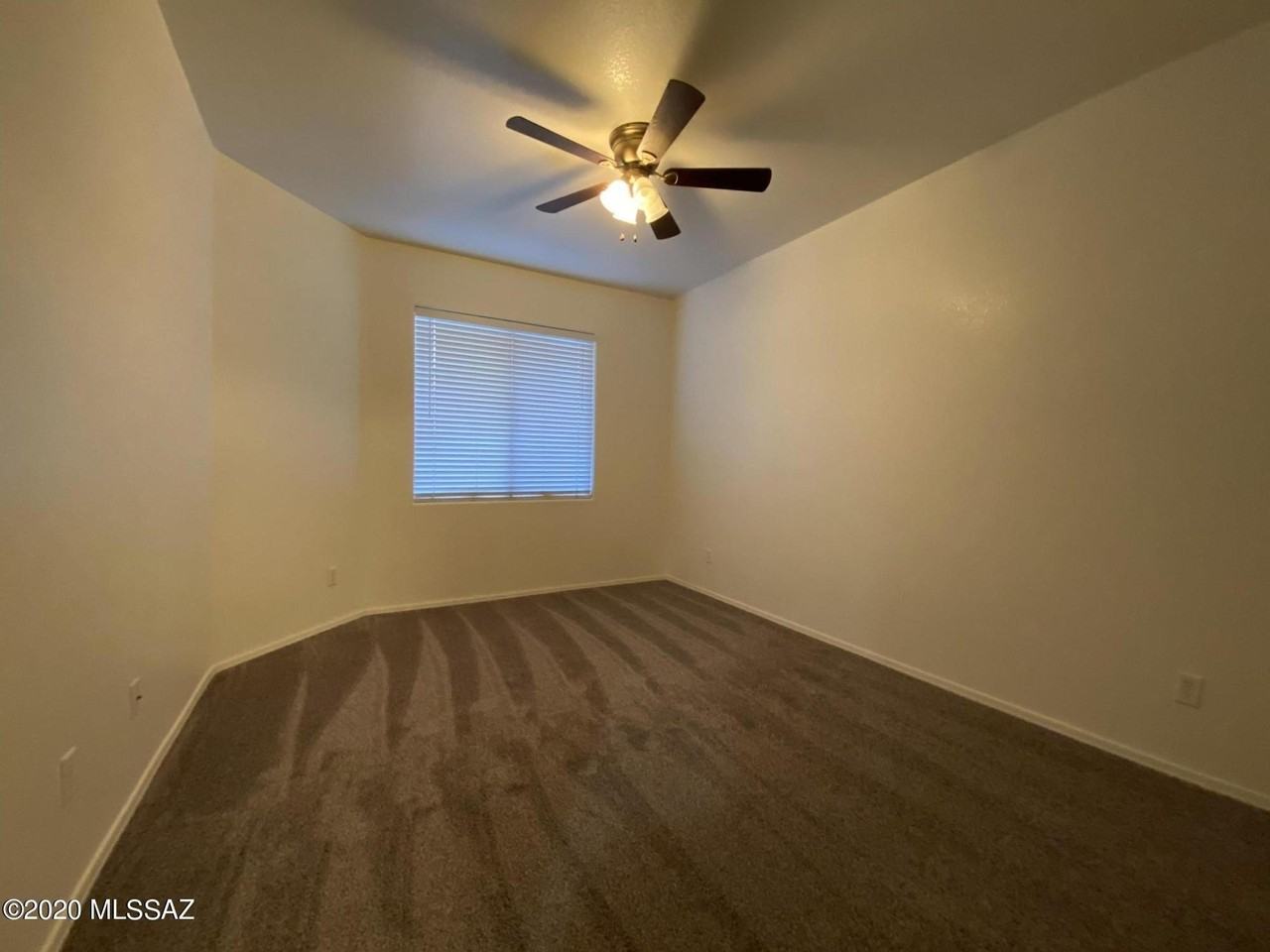 1265 E Weimer Cir #58 - Photo 6 of 20