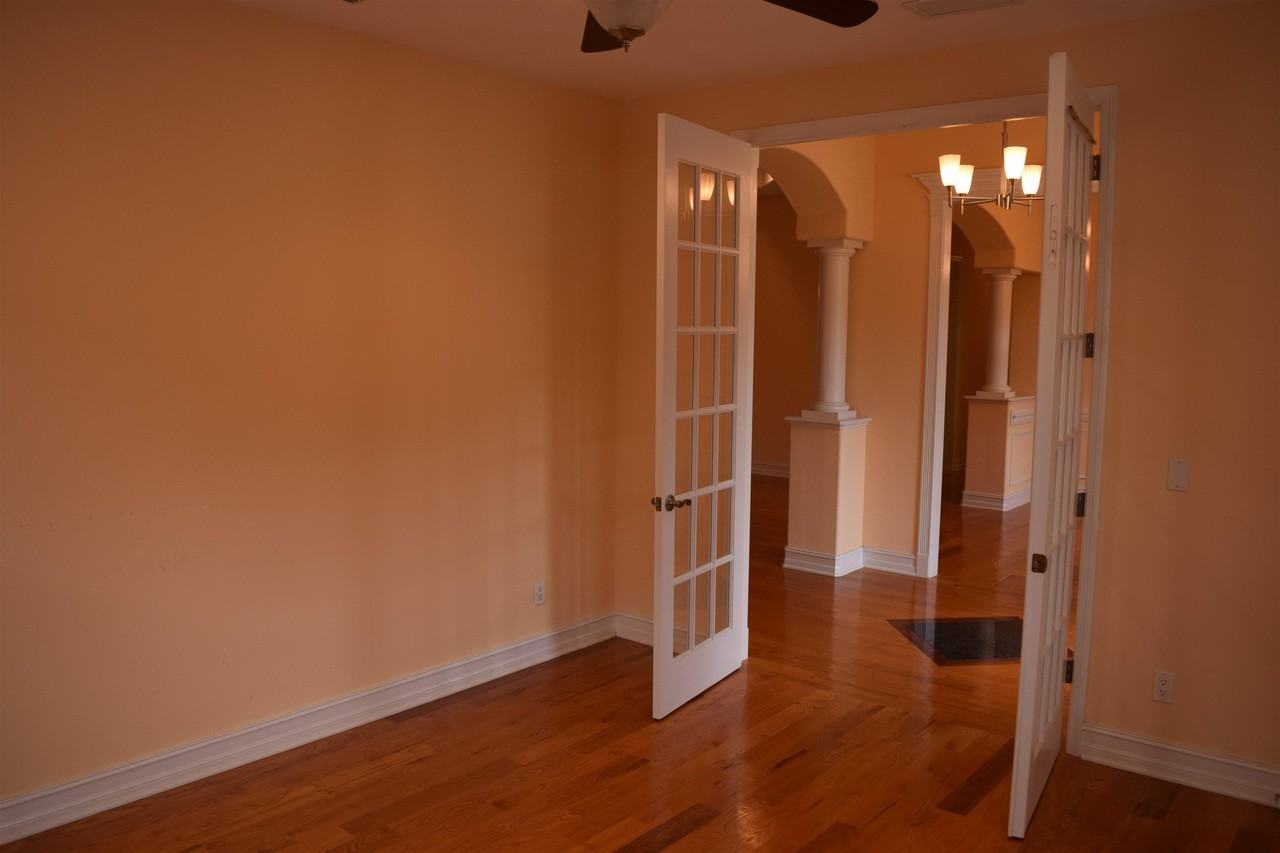 2637 Antietam Trl - Photo 4 of 31
