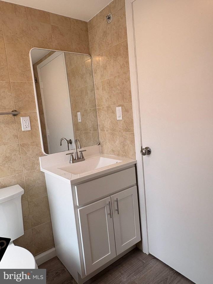 723 N King St - Photo 6 of 12