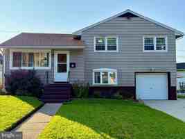 featured image of 18 Aquilla Ave