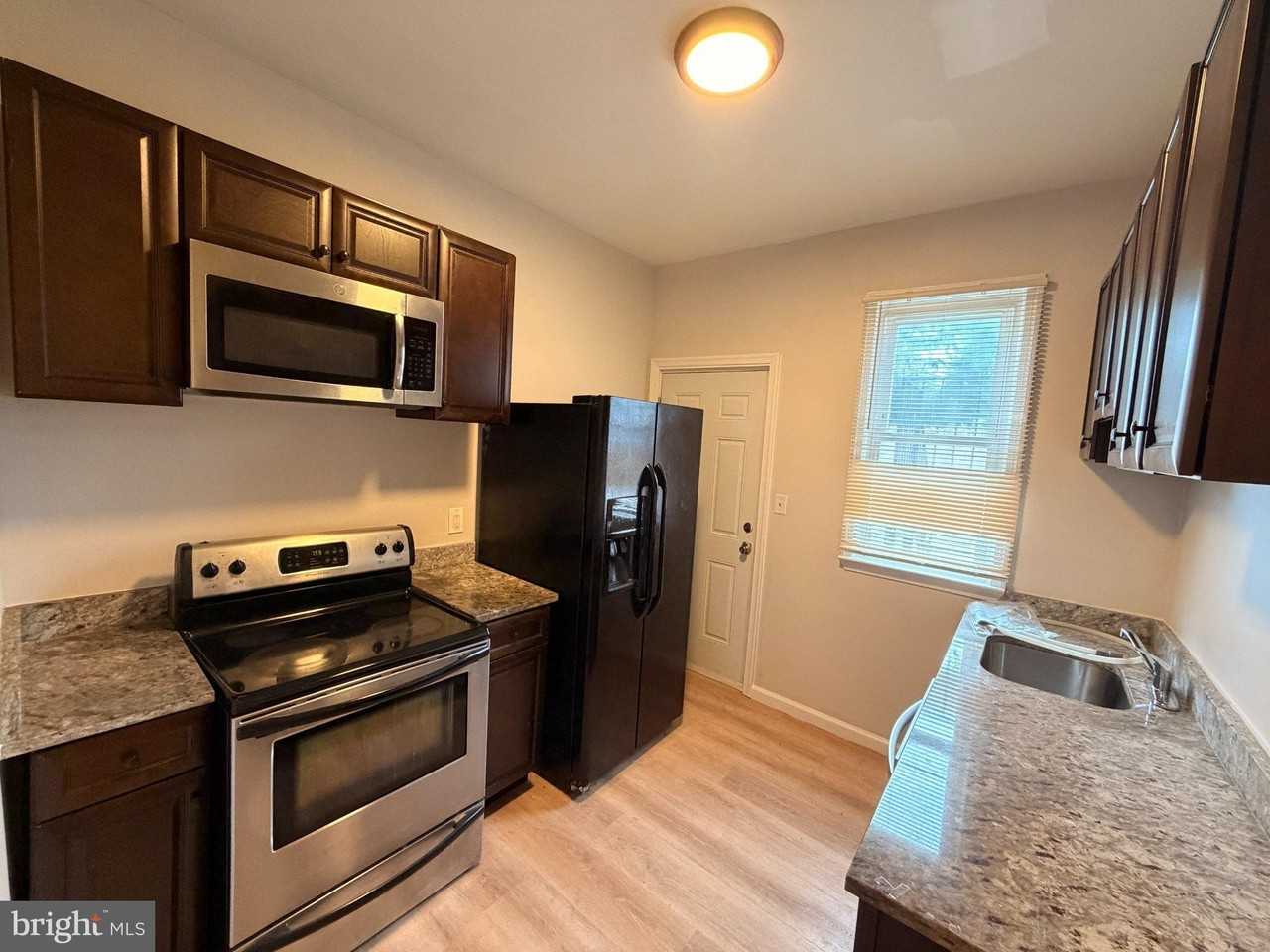 4608 York Rd #1 - Photo 2 of 8
