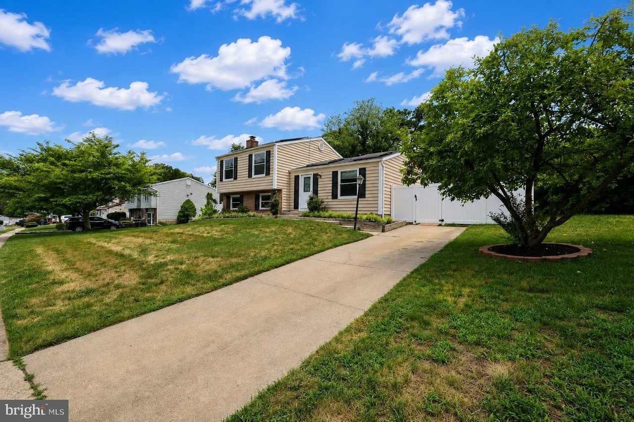 1414 King William Dr - Photo 3 of 34