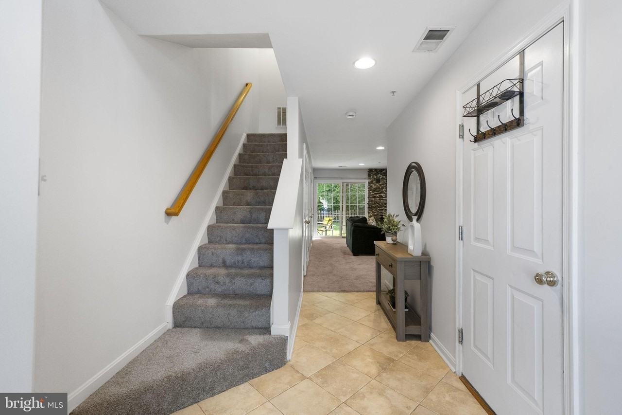 1428 Chessie Ct - Photo 6 of 50
