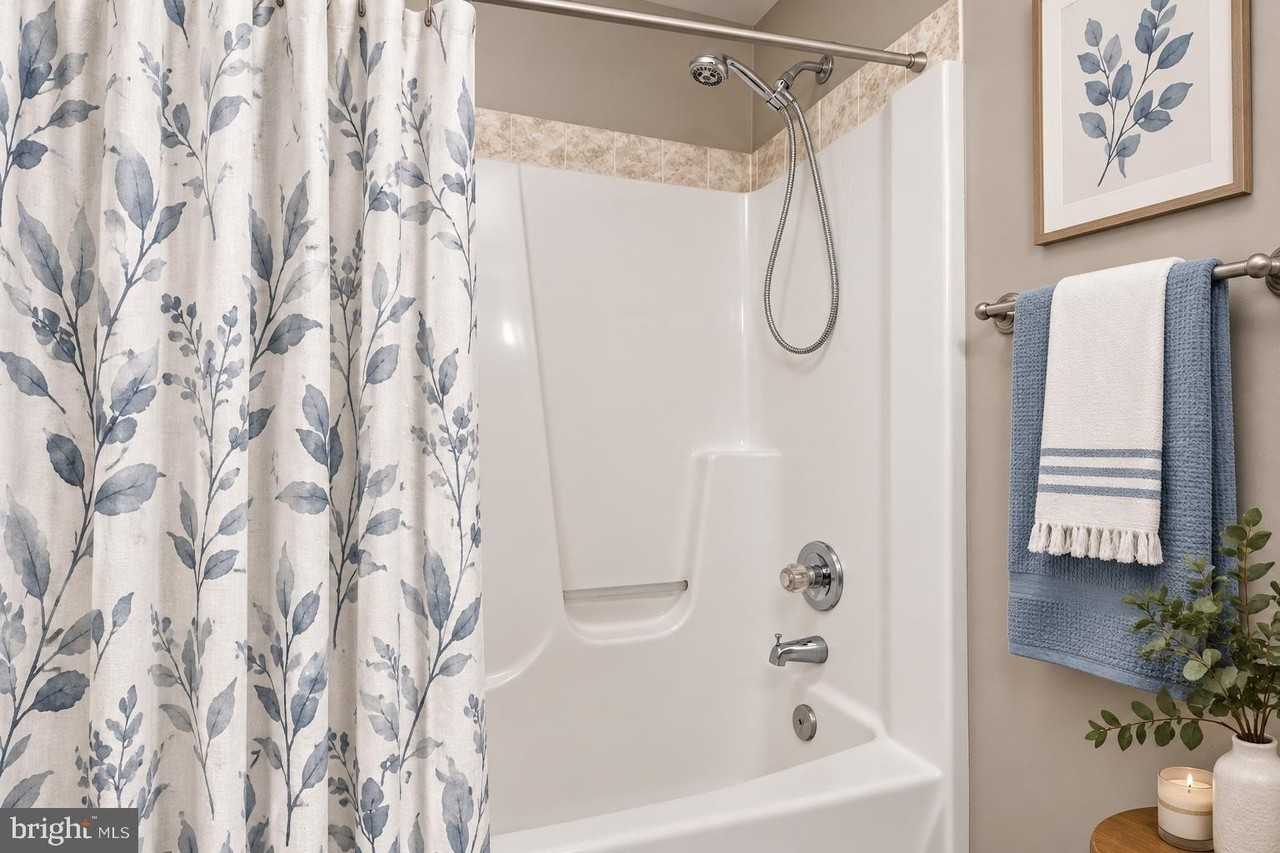 5752 Sunset View Ln - Photo 6 of 19