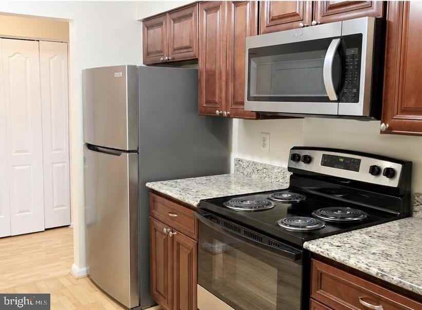 8605 Falls Run Rd #E - Photo 5 of 22