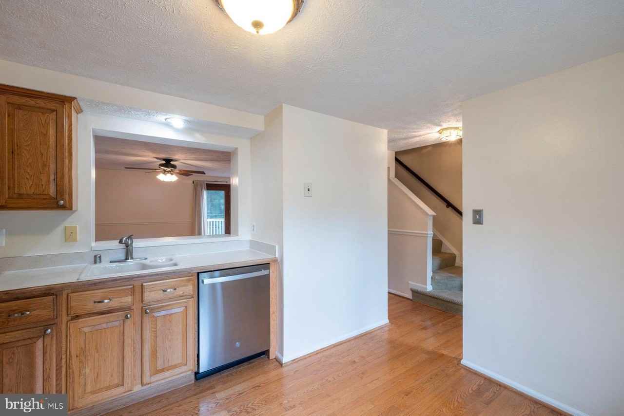 7510 Summer Blossom Ln - Photo 5 of 28