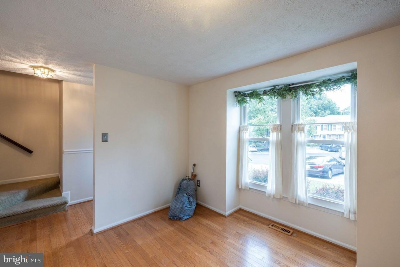 7510 Summer Blossom Ln - Photo 6 of 28