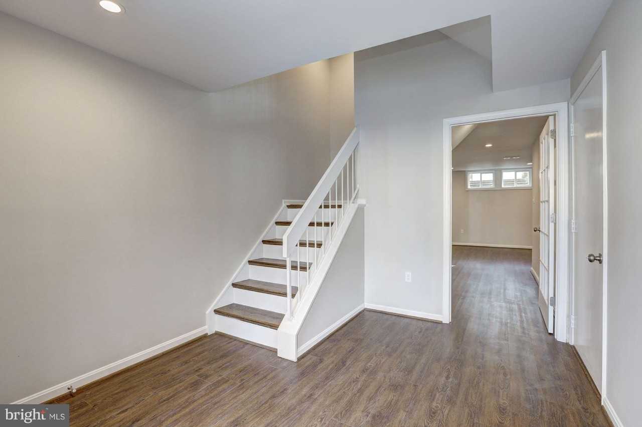11418 Encore Dr - Photo 3 of 28
