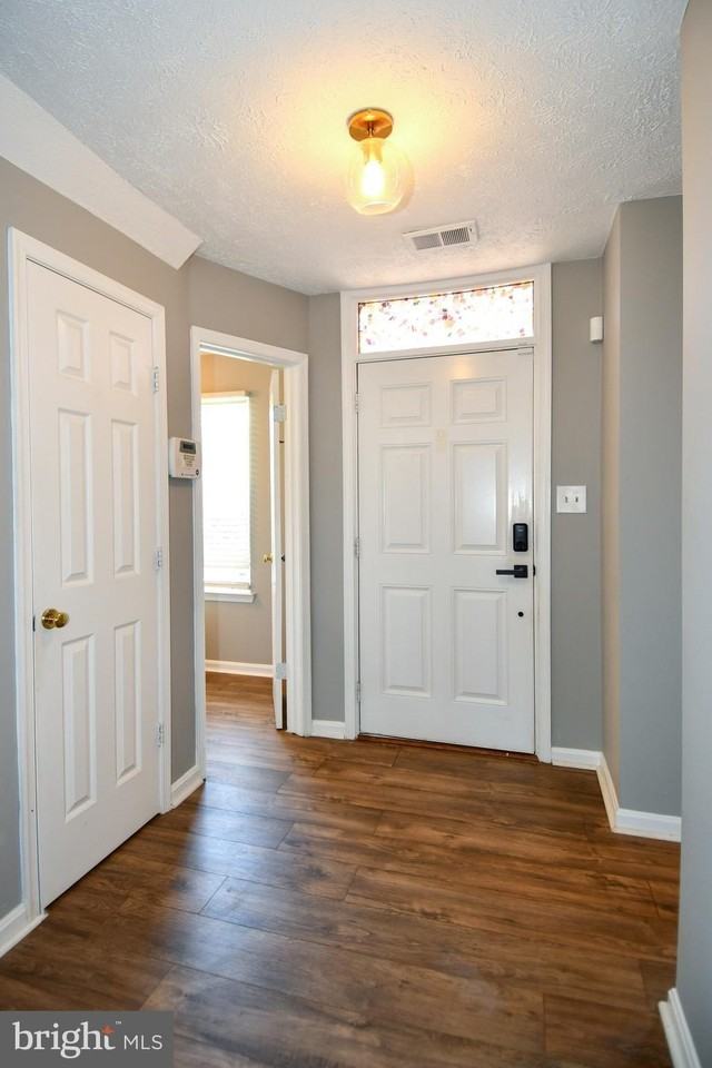13703 Lord Sterling Pl - Photo 5 of 50