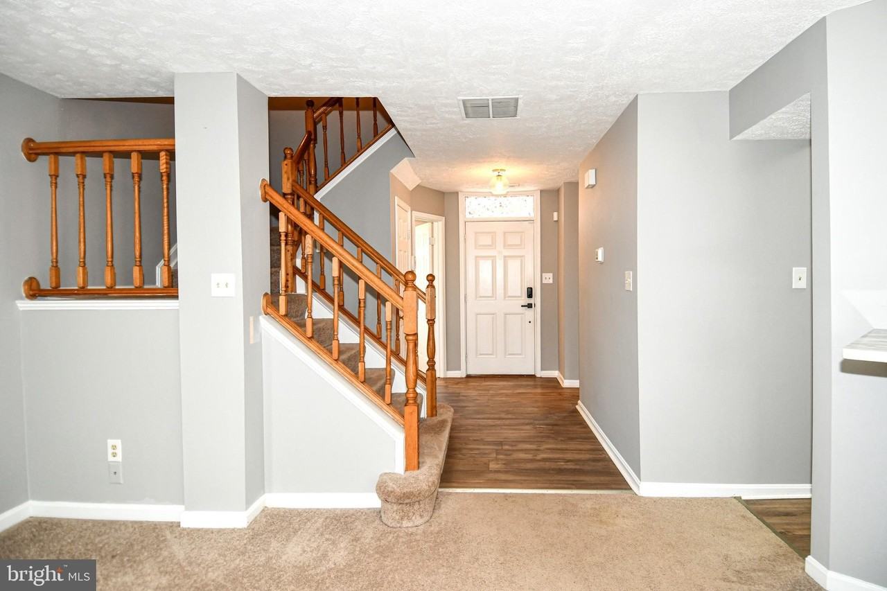 13703 Lord Sterling Pl - Photo 6 of 50