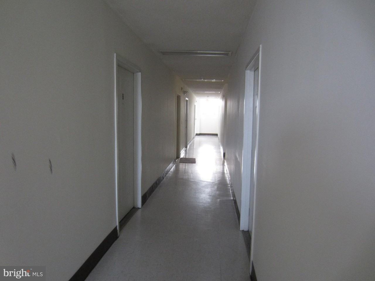 404 E William St #I - Photo 4 of 13