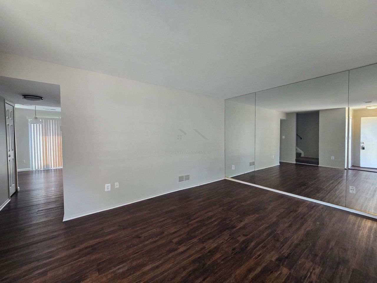 23568 Lahser Rd - Photo 2 of 8
