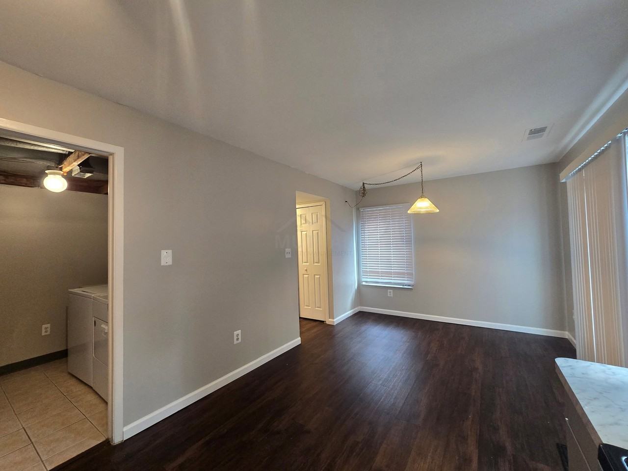 23568 Lahser Rd - Photo 7 of 8