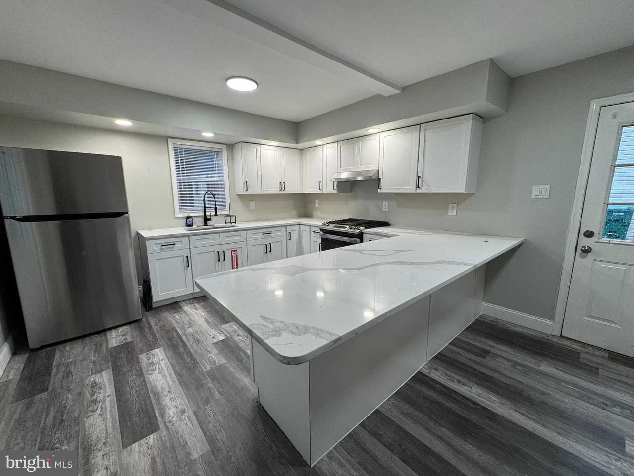 901 Spencer Dr - Photo 6 of 16