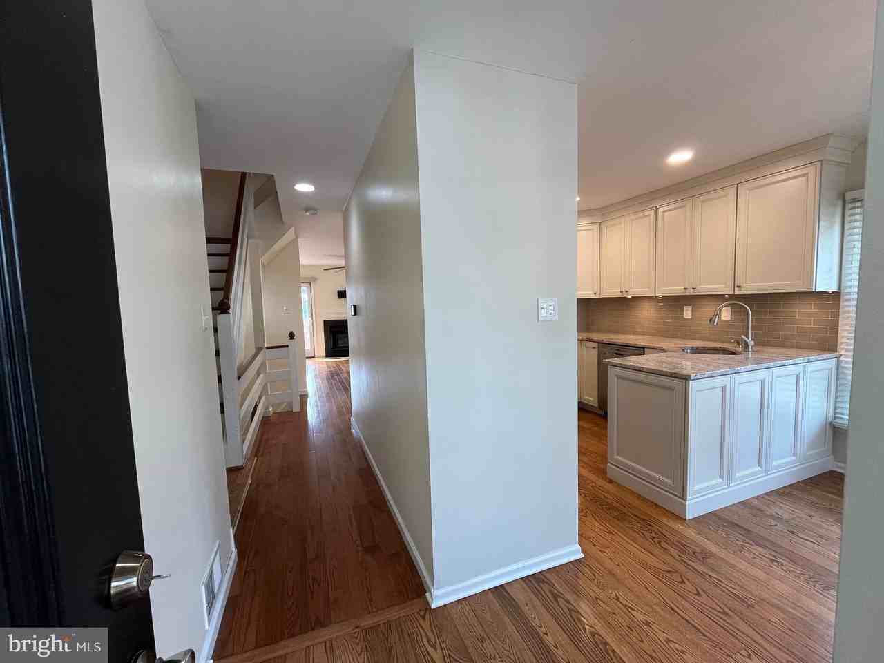 865 Durant Ct #47 - Photo 3 of 34