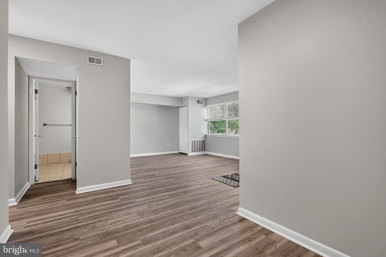 151 Parker Ave #A - Photo 6 of 17