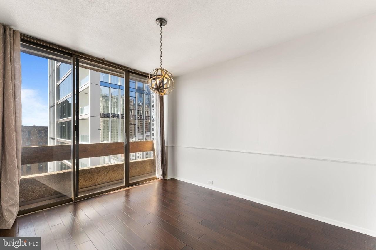 1326 Spruce St #1208 - Photo 6 of 16