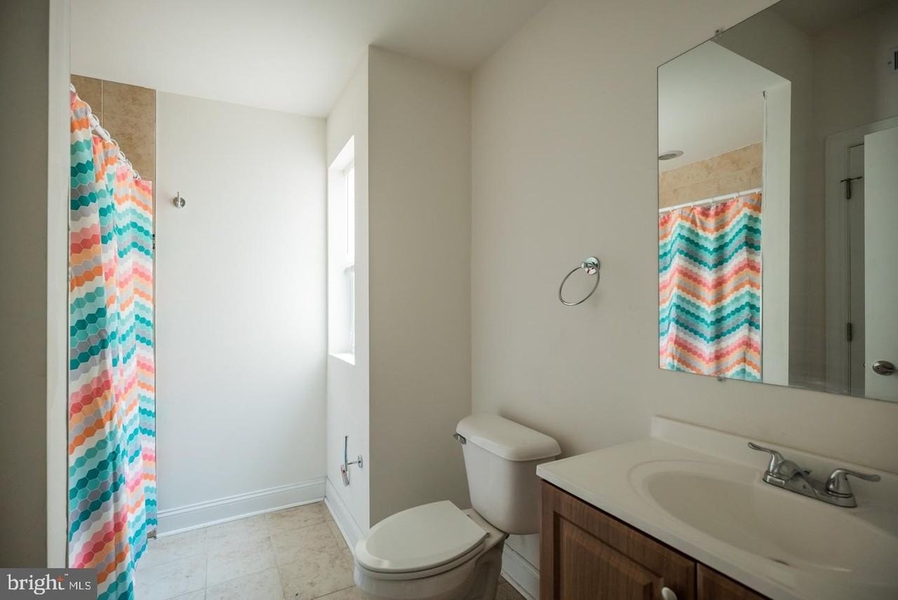 3432 Wallace St #C - Photo 6 of 9