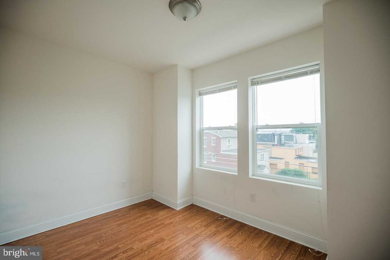 3432 Wallace St #C - Photo 7 of 9