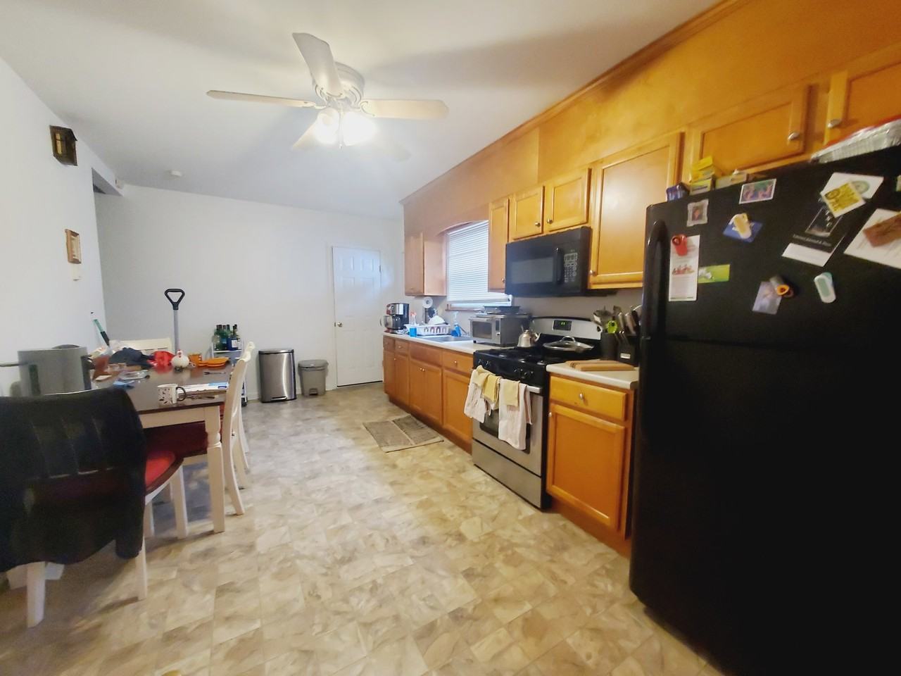 234 Seaside Ave #2 - Photo 3 of 8