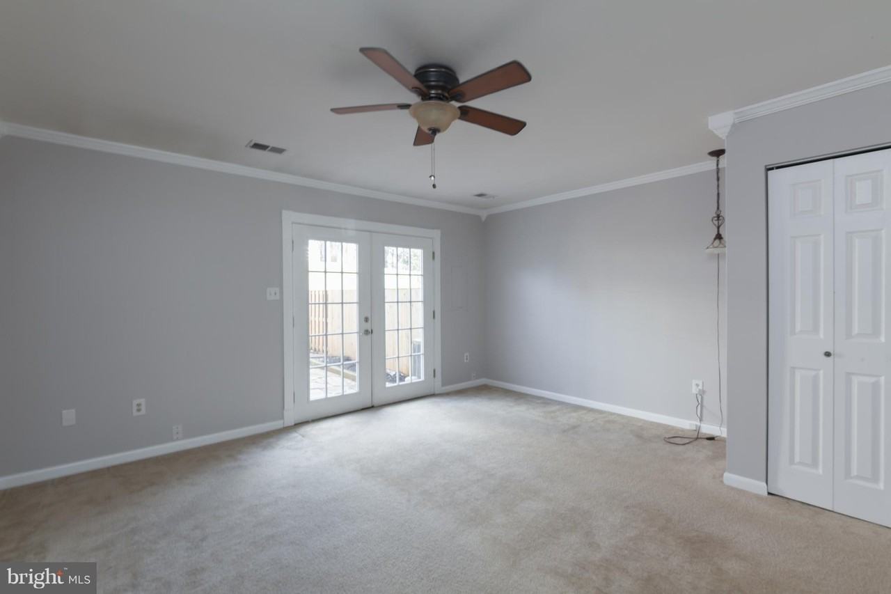 3 Kingsbridge Ct - Photo 2 of 18