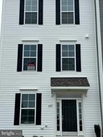 featured image of 3144 Eton Pl