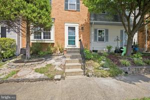 featured image of 8346 Stationhouse Ct