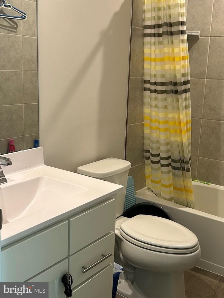 13961 Airfoil Rd - Photo 3 of 17