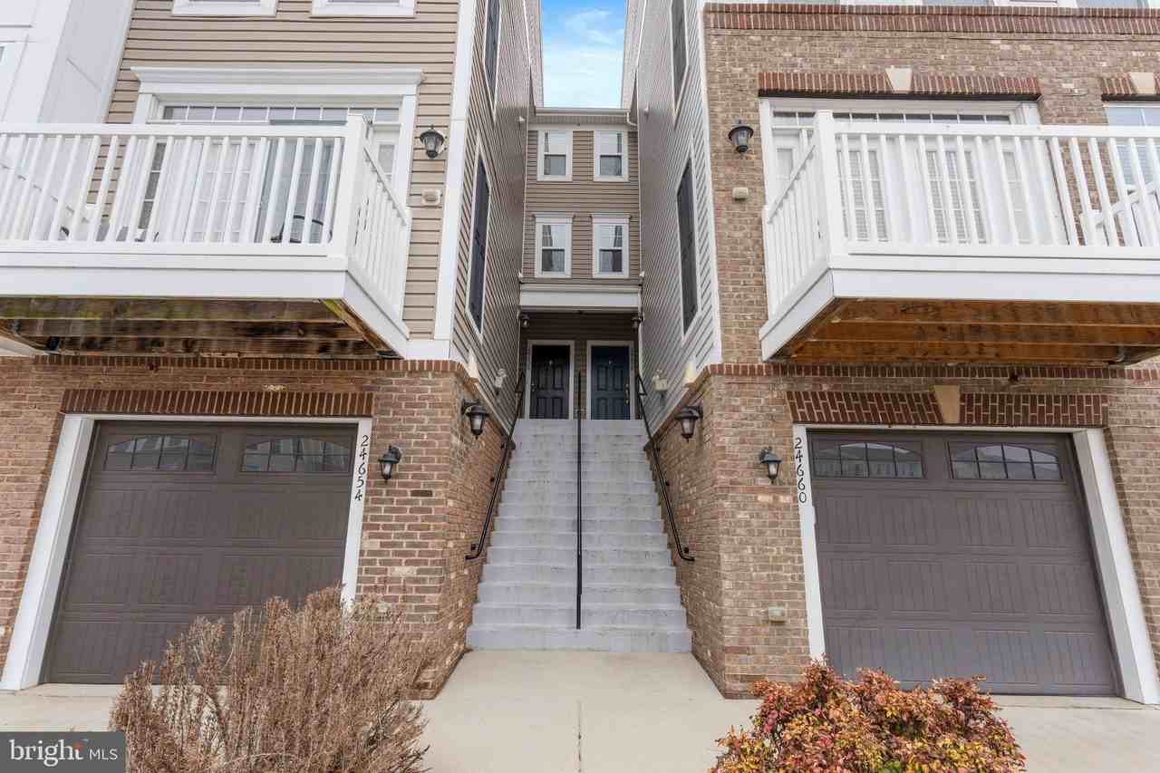 24660 Caribou Sq - Photo 2 of 34