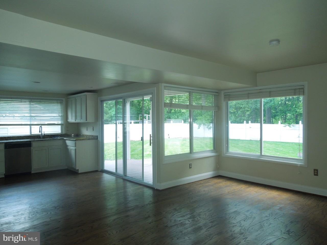 7 Biscayne Pl - Photo 5 of 9