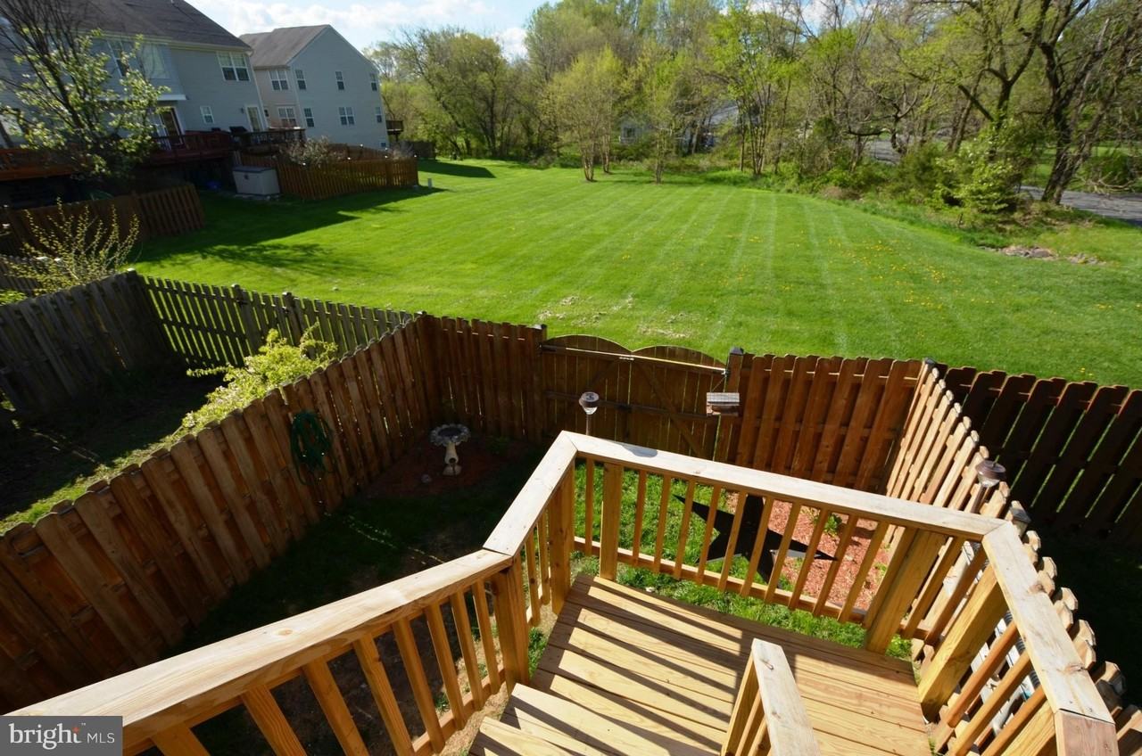 234 Frazer Dr - Photo 4 of 9