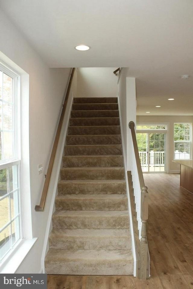 10665 Hinton Way - Photo 2 of 27