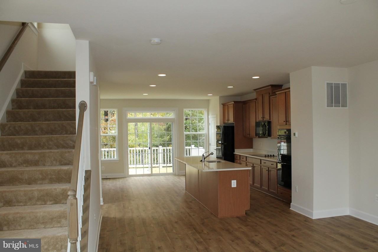 10665 Hinton Way - Photo 5 of 27