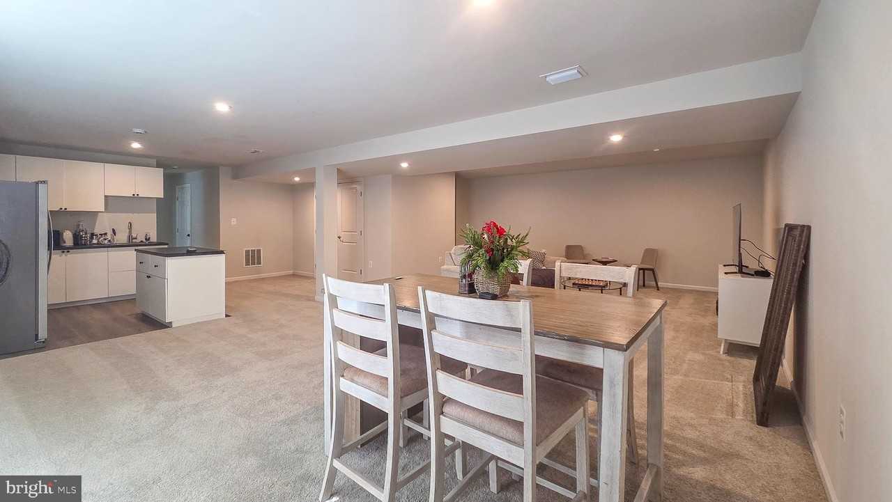 8703 Davis Ct #A - Photo 2 of 22