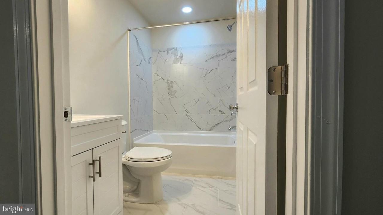 8703 Davis Ct #A - Photo 6 of 22