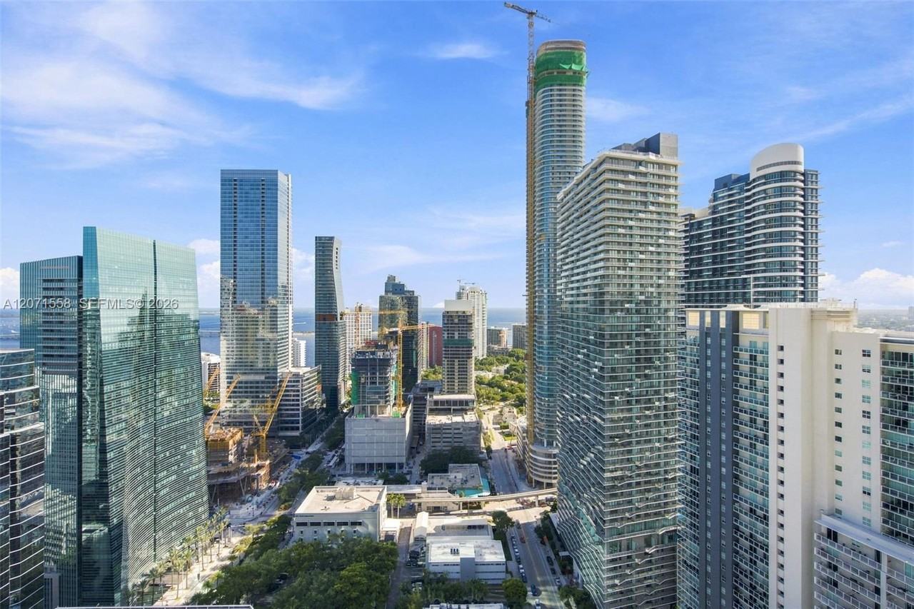 1080 Brickell Ave - Photo 2 of 8