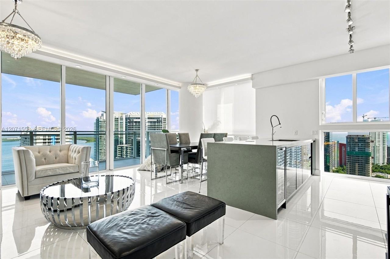 1080 Brickell Ave - Photo 5 of 8