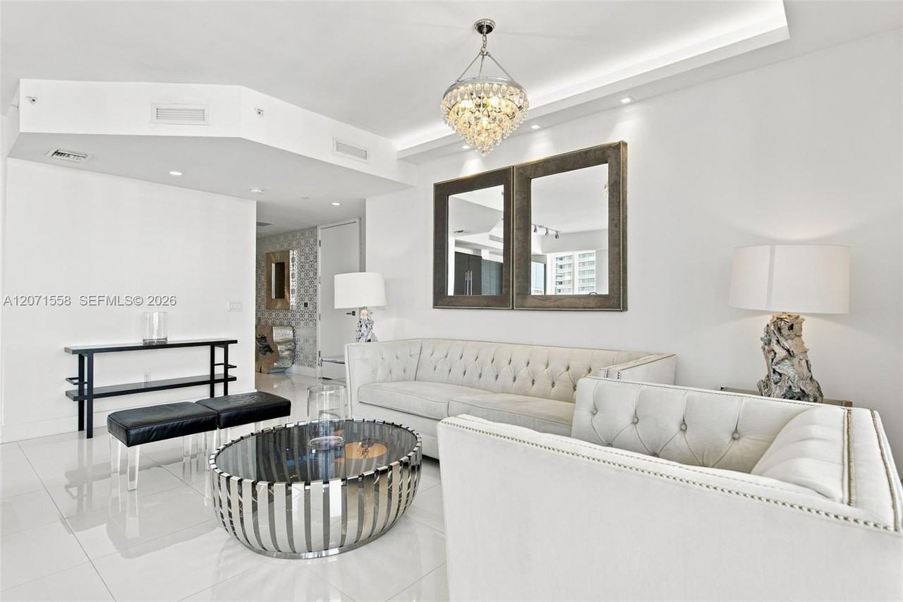 1080 Brickell Ave - Photo 6 of 8