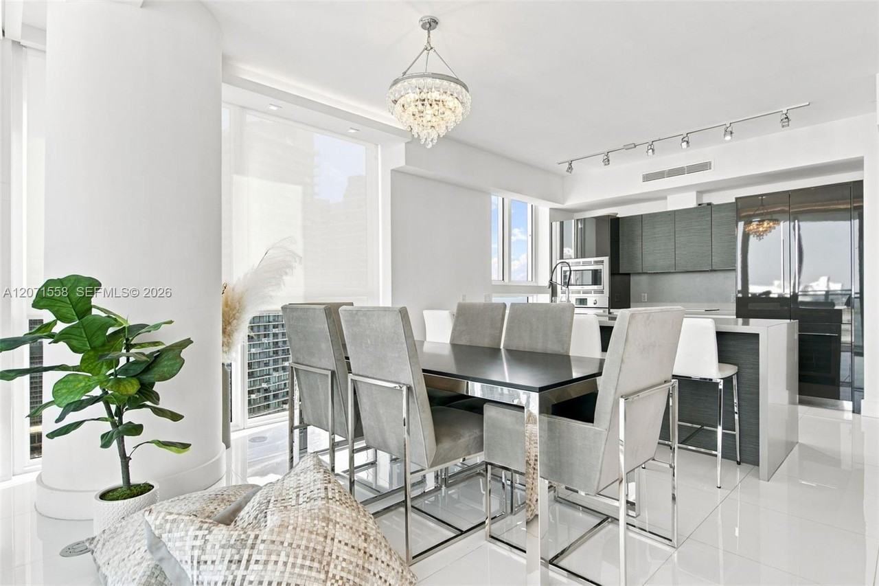1080 Brickell Ave - Photo 7 of 8