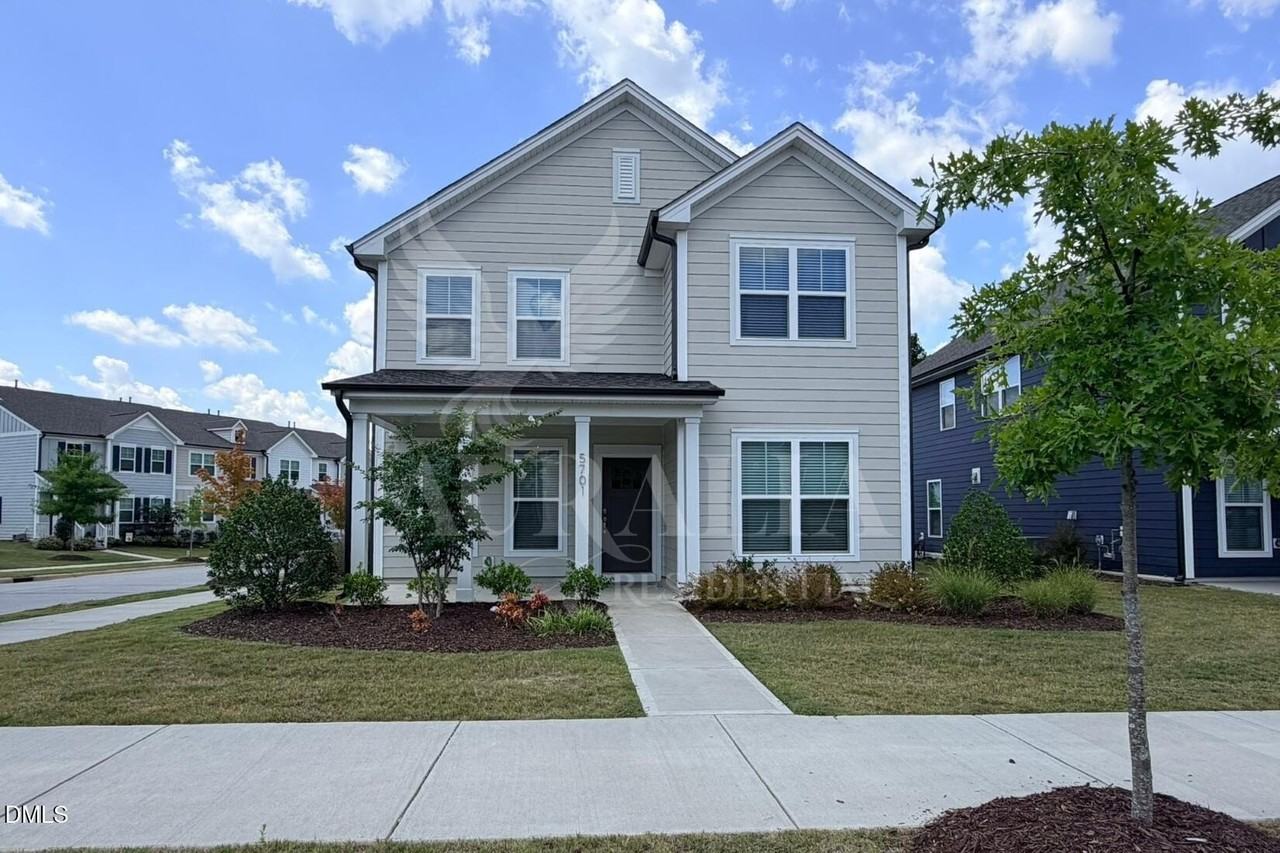 5701 Agrinio Way - Photo 3 of 48