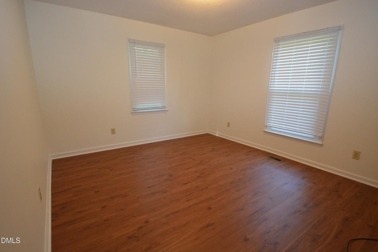 1352 Little Divine Rd - Photo 7 of 18