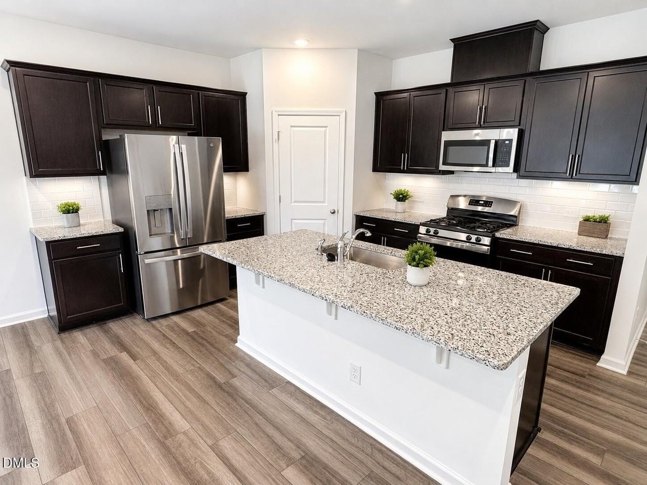 314 Granite Knoll Ct - Photo 2 of 10