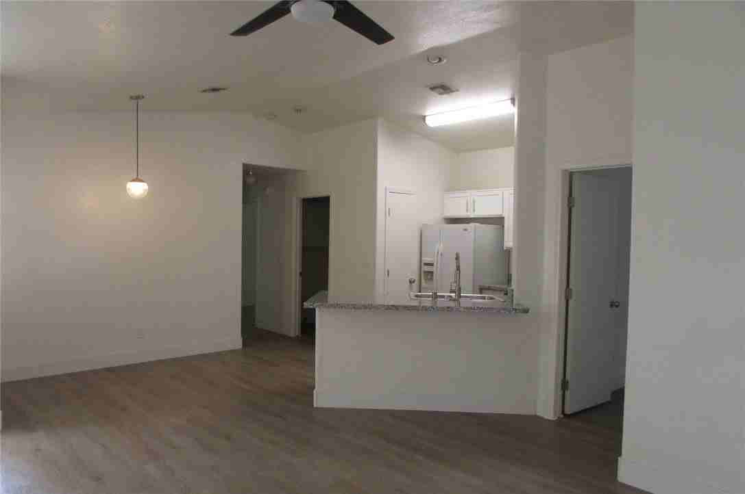 2361 Taos Dr - Photo 3 of 12