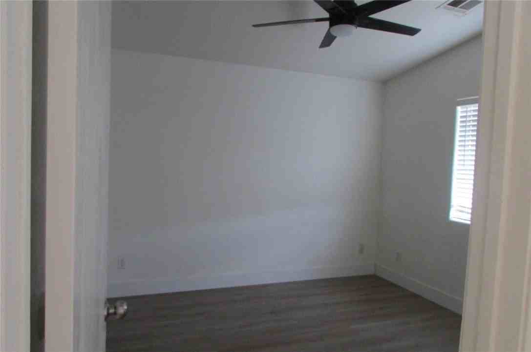 2361 Taos Dr - Photo 5 of 12