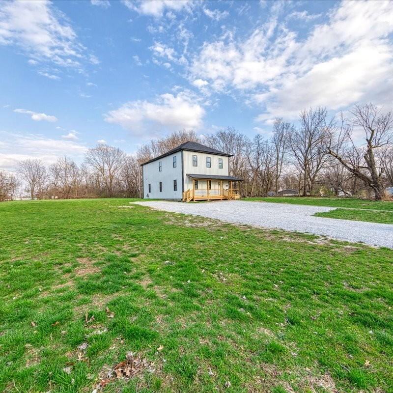 804 N Locke St #B - Photo 3 of 25