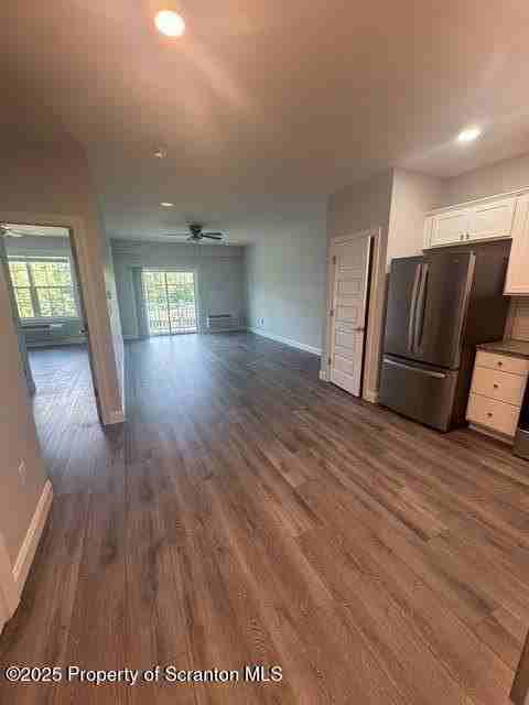 403 Circle Drive - Photo 7 of 33