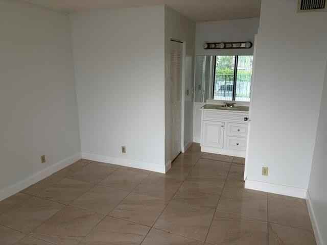 708 Executive Center Dr ##210 - Photo 4 of 12